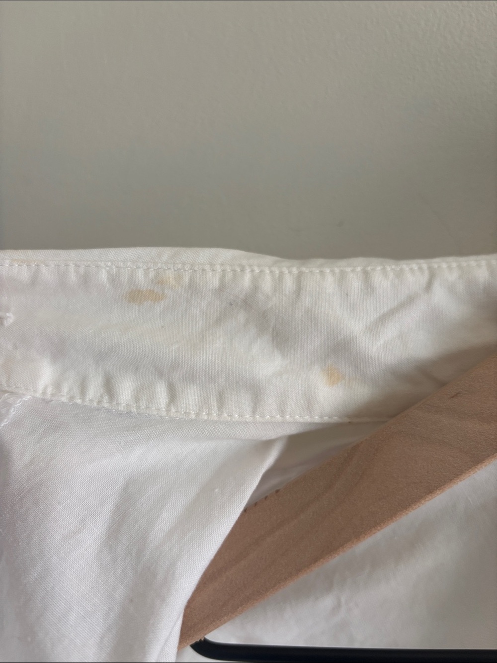 VTG Together • 100% cotton embroidered white button up with metal bug buttons. - Picture 9 of 9